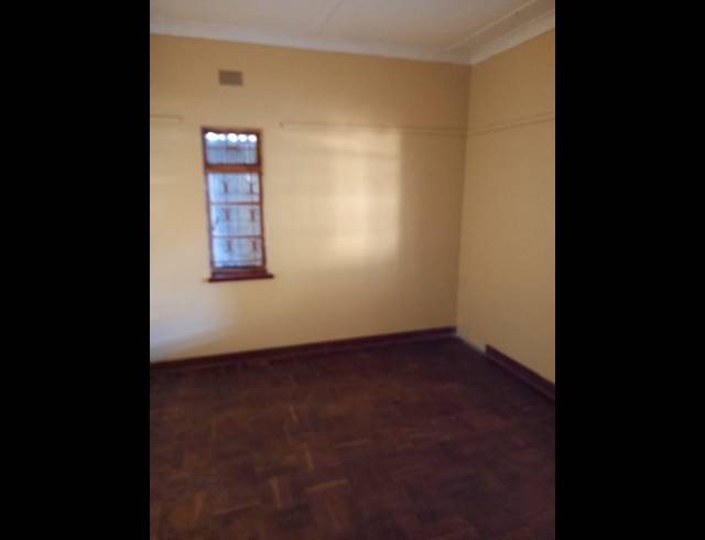 5 BEDROOM HOUSE FOR SALE IN MAKHADO